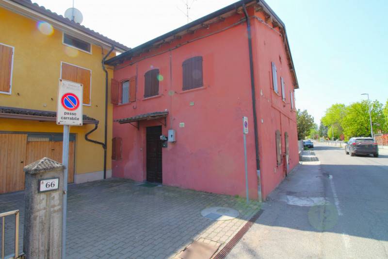 Casa Bi - Trifamiliare Novellara, Novellara