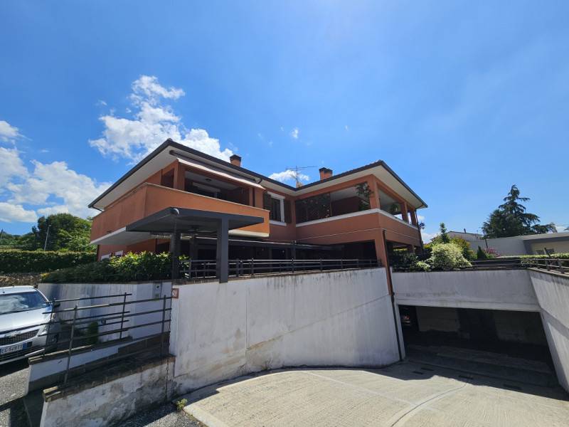 Attico - Mansarda, Foligno