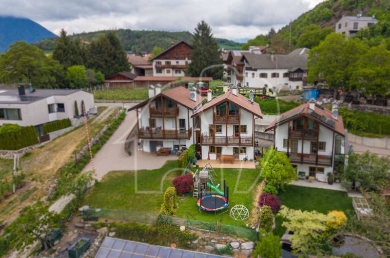 Casa Bi - Trifamiliare, Bressanone
