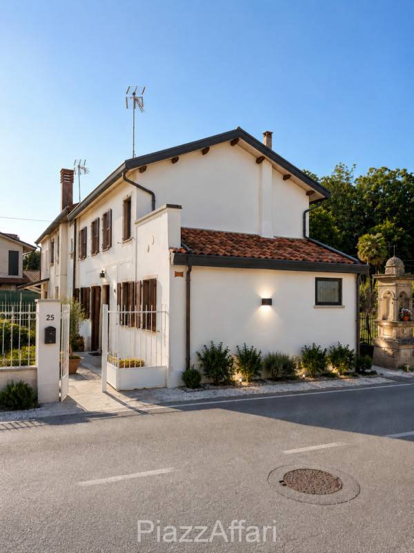Casa Bi - Trifamiliare Candiana, Candiana
