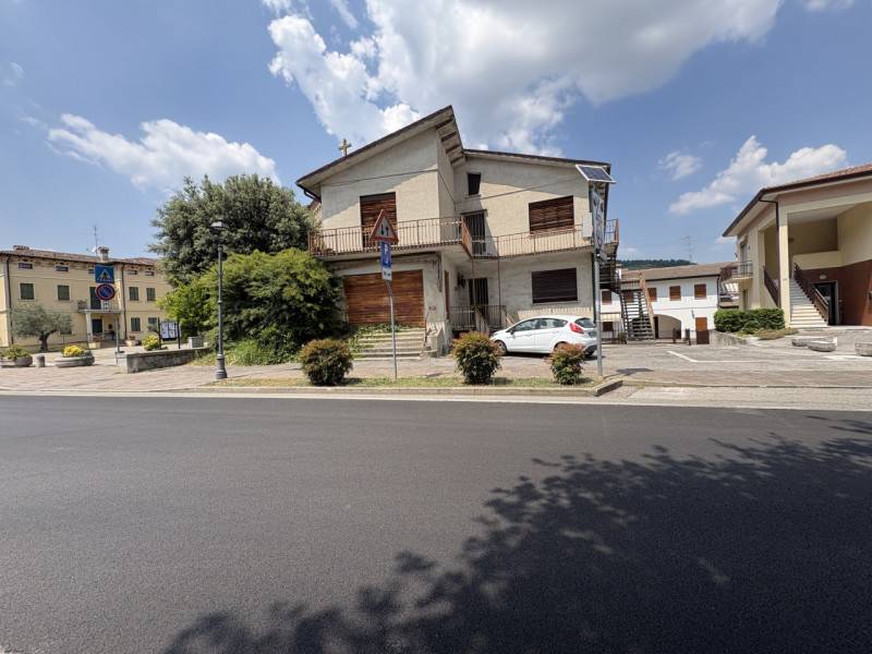 Palazzo - Stabile, Torreglia