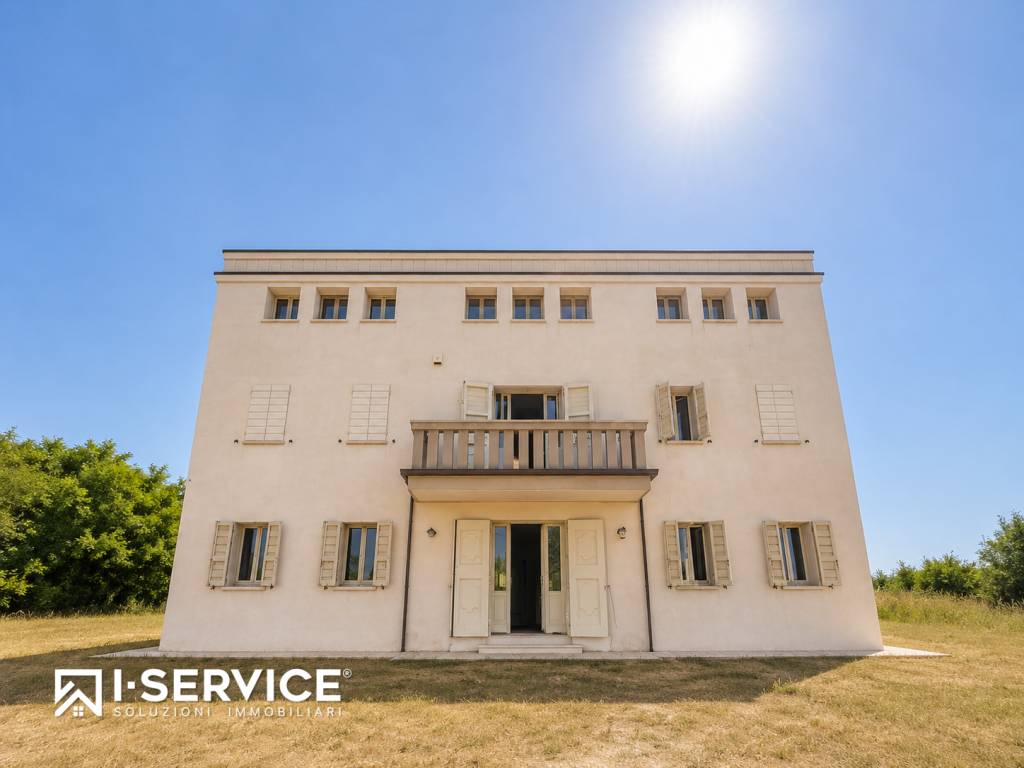 Villa, Cesena