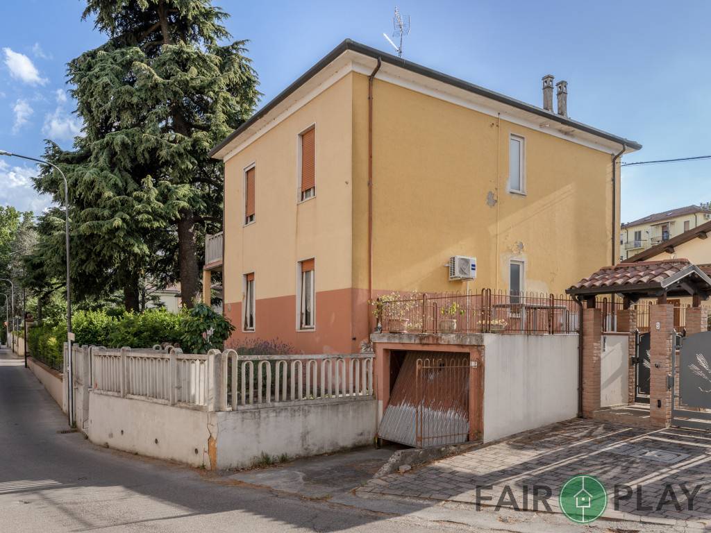 Casa indipendente, Meldola