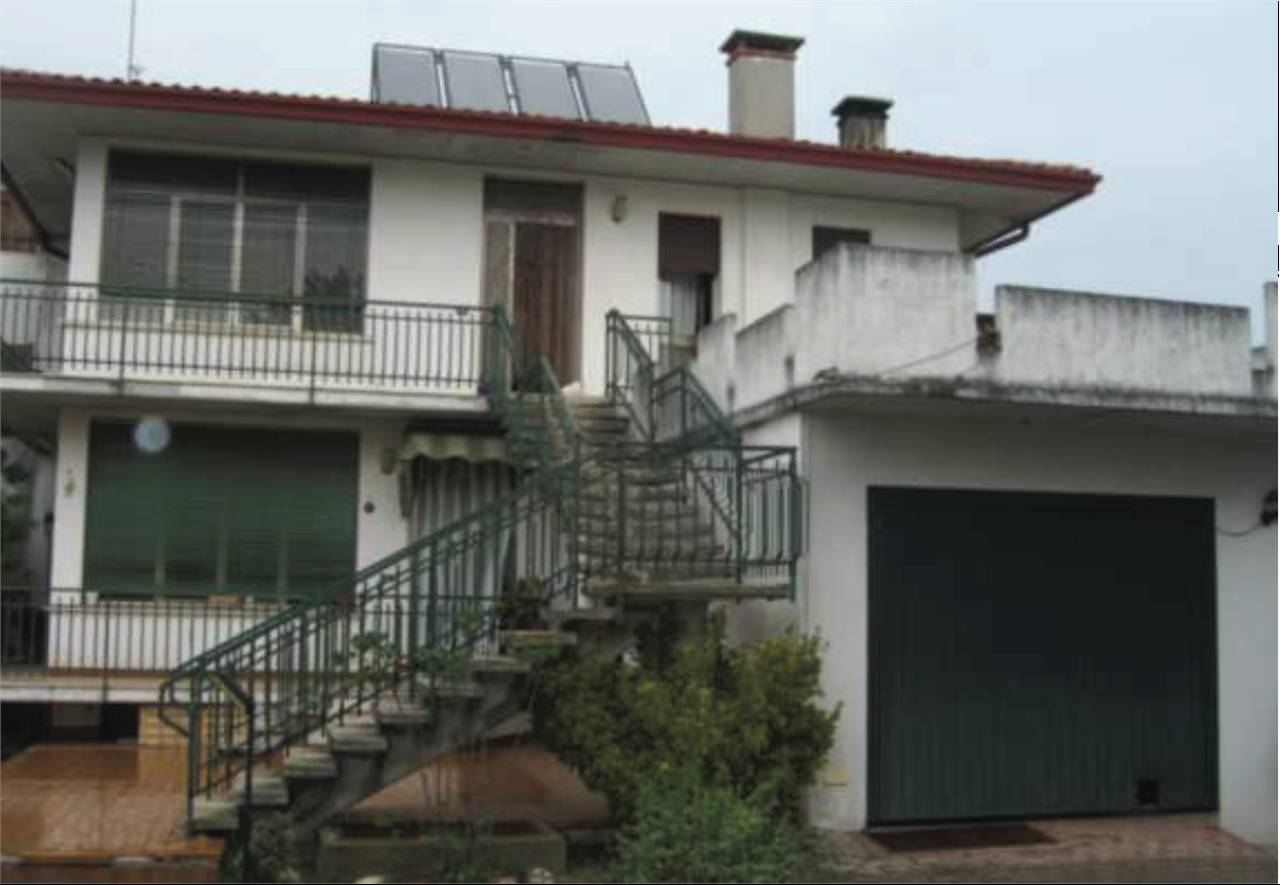 Casa Bi - Trifamiliare, Crocetta del Montello