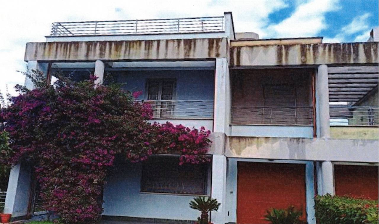Casa indipendente Falasche, Anzio