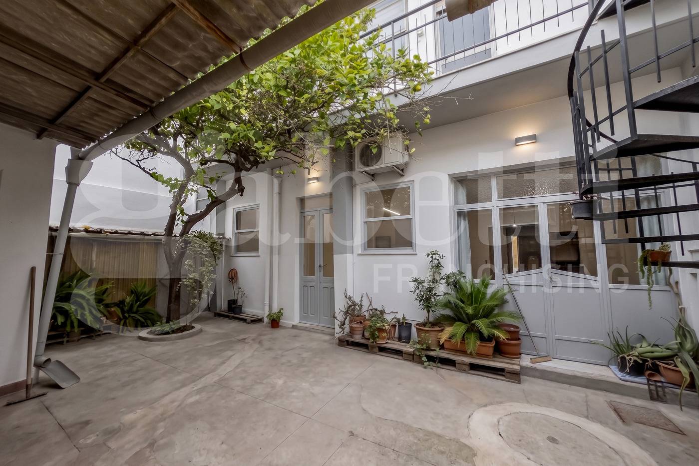 Casa indipendente, Monserrato