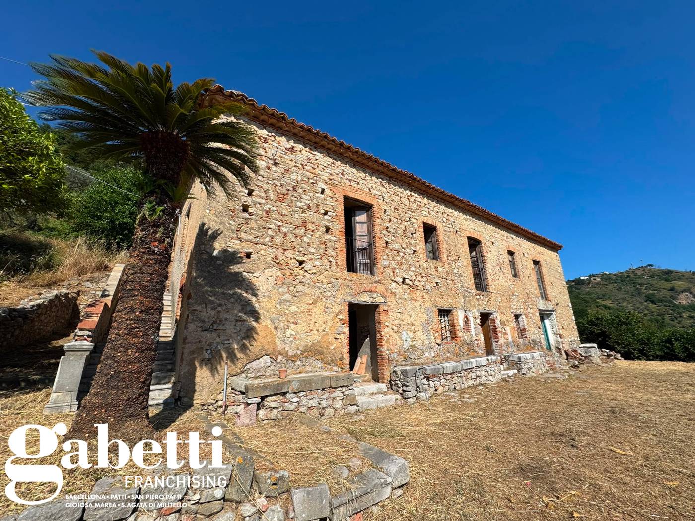 Villa, Militello Rosmarino