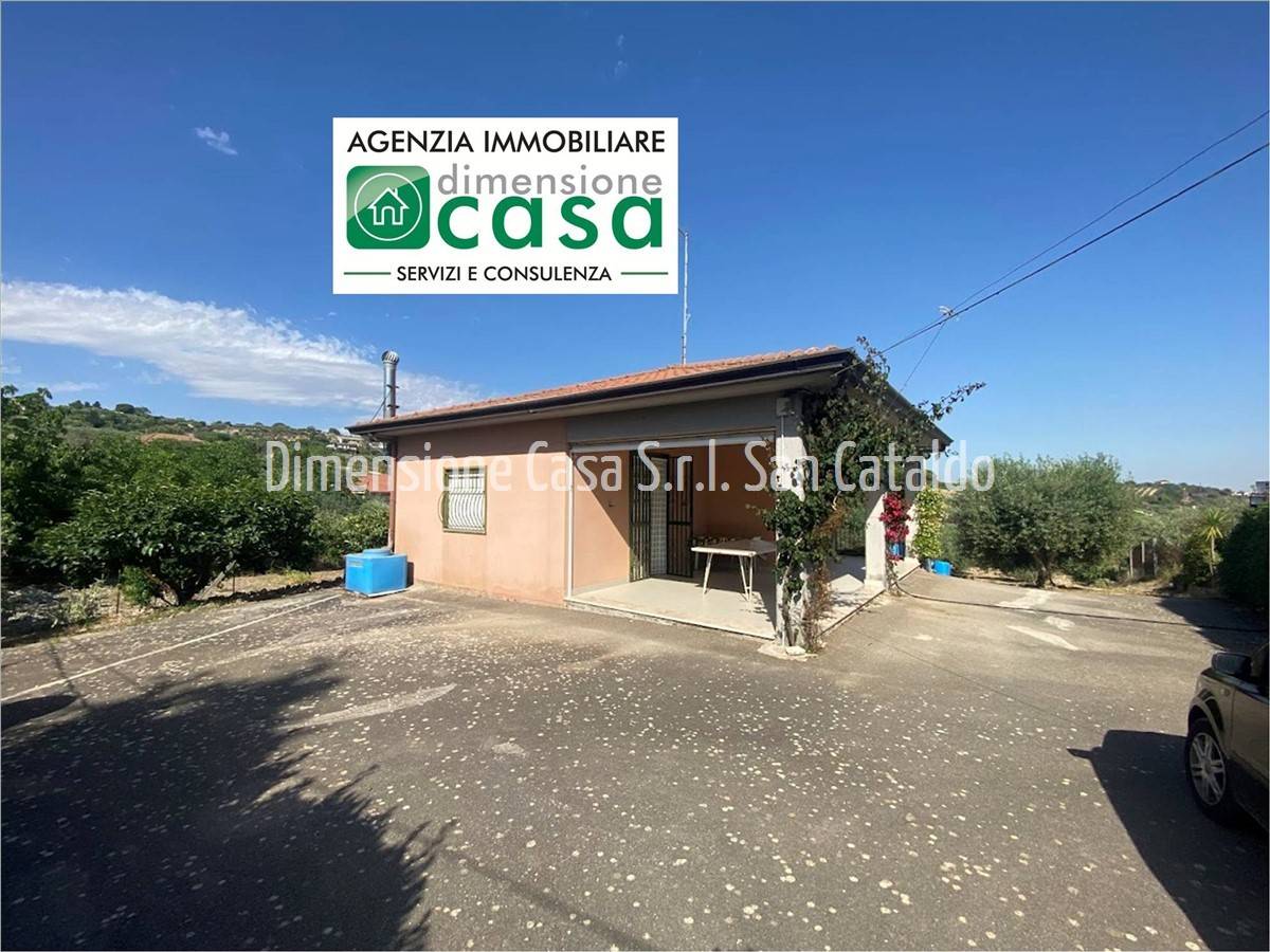 Villa, San Cataldo
