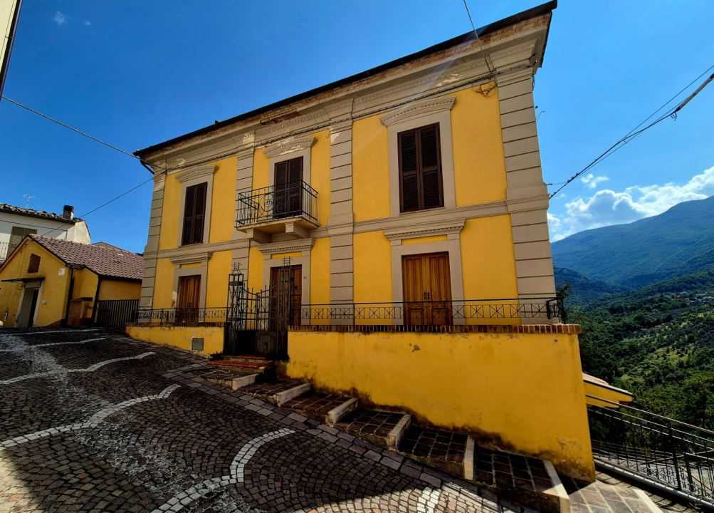 Villa Via Rossetti, Farindola