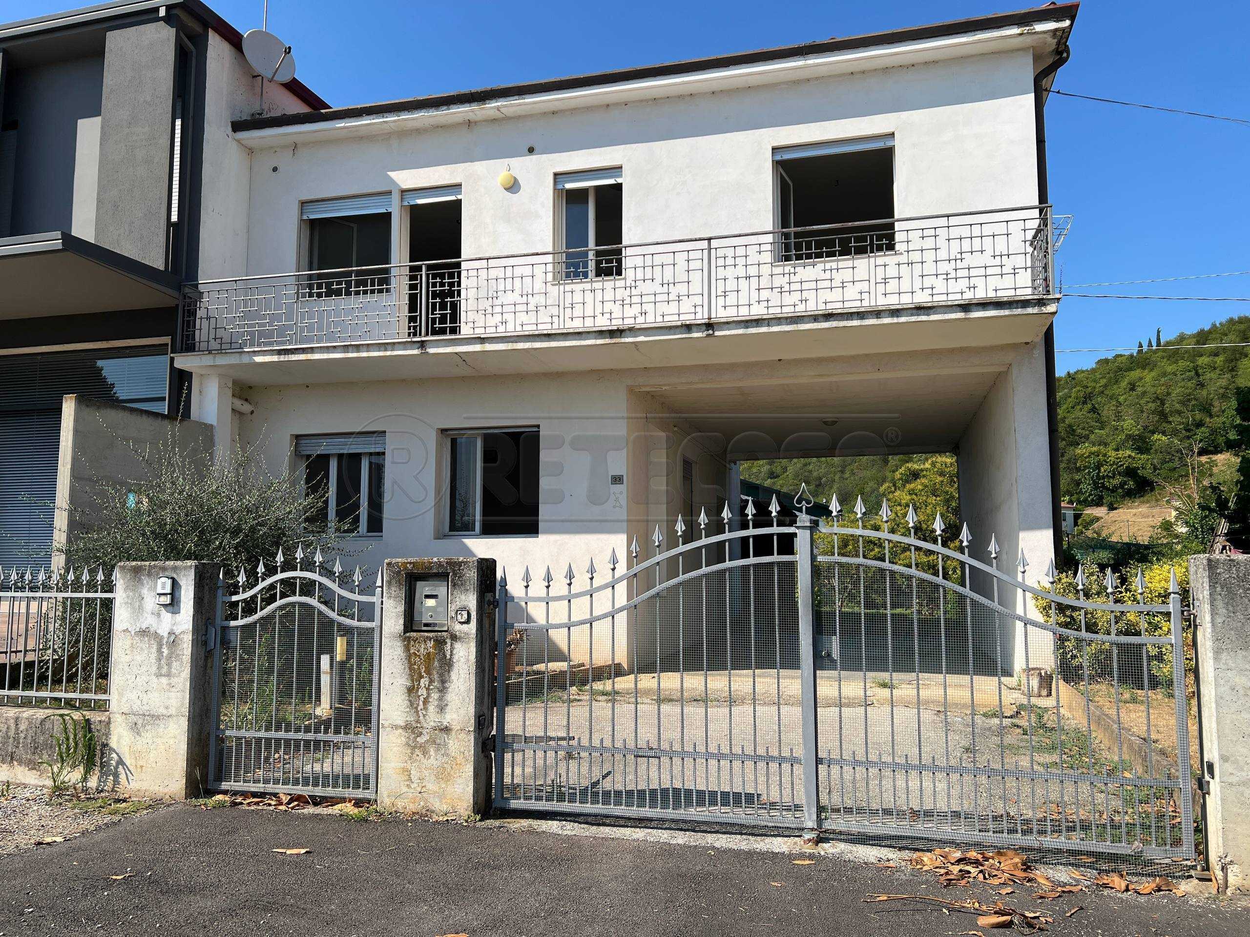 Porzione di casa Via G. Matteotti, Barbarano Mossano