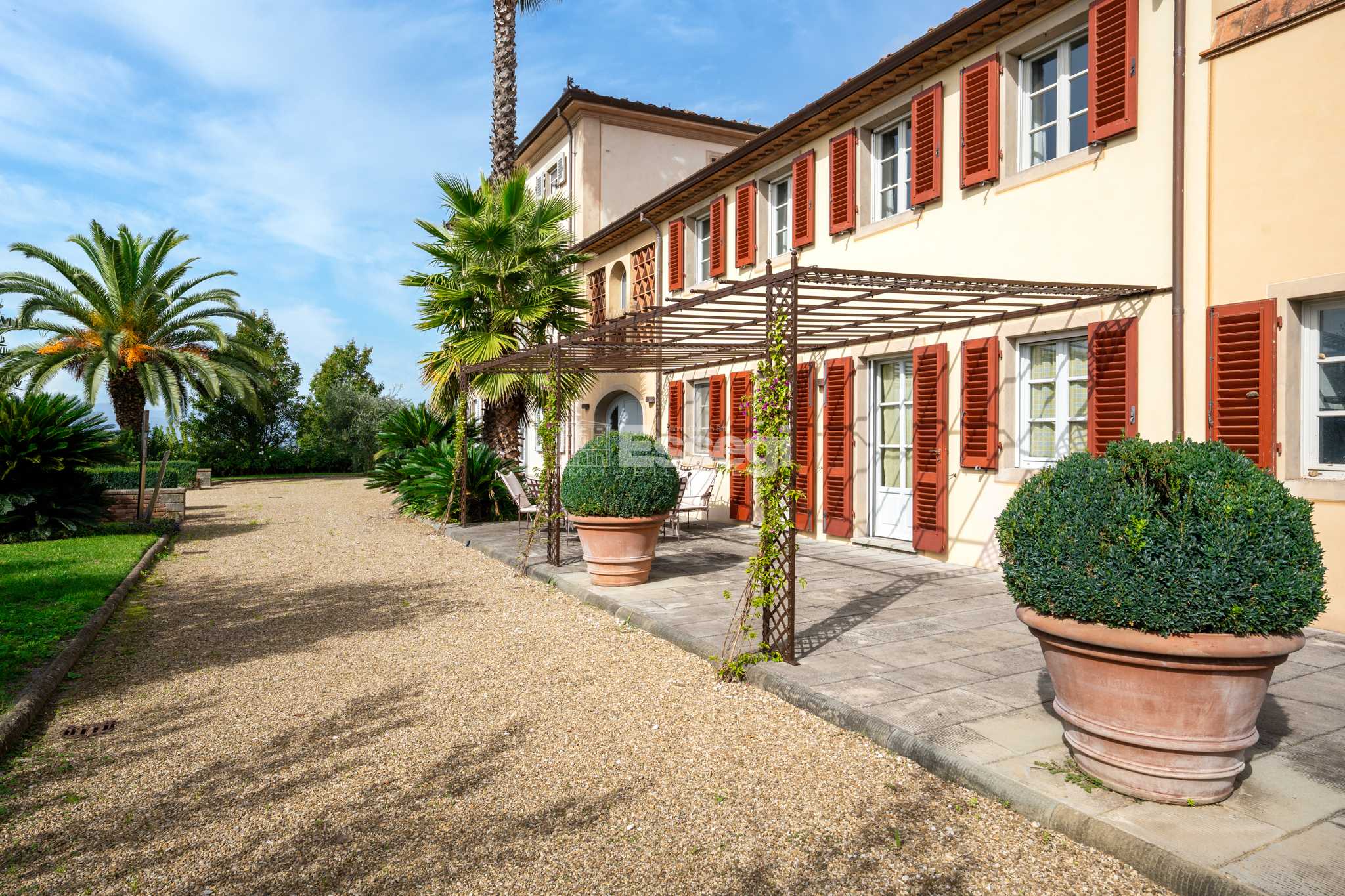 Casa indipendente via di Montechiari, Montecarlo