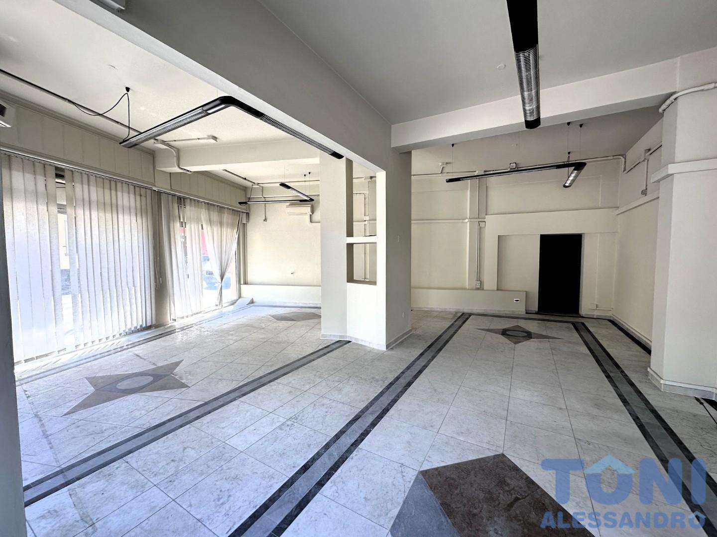 Locale commerciale Via Cavour,, Empoli