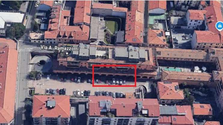 Negozio Via A. Ramazzotti, F 4, Saronno