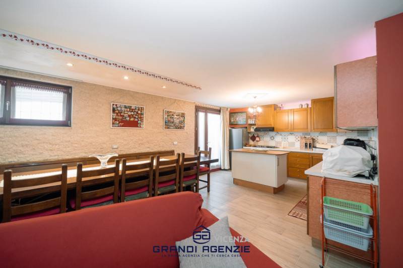 Casa Bi - Trifamiliare Bertesina - Ospedaletto, Vicenza