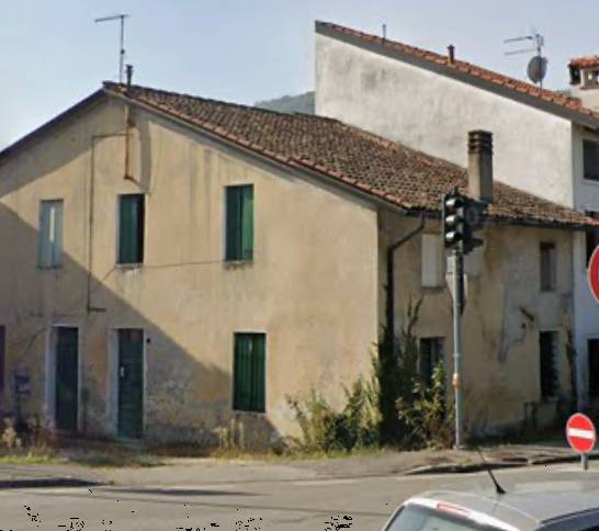Casa indipendente, Malo