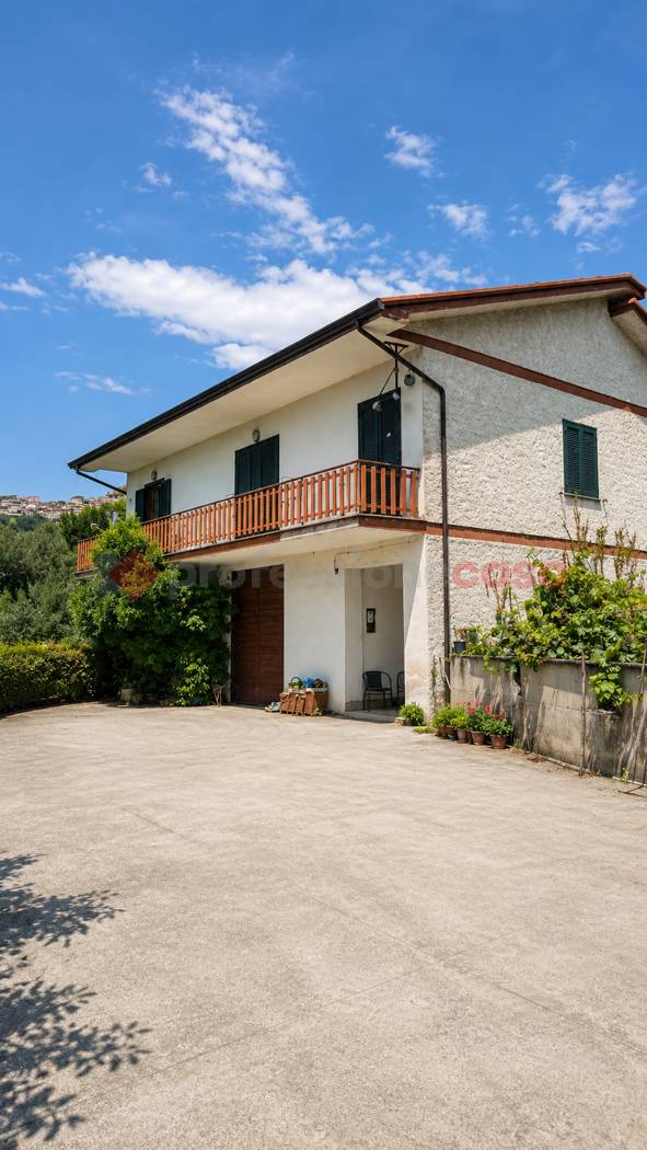Casa indipendente, Alatri