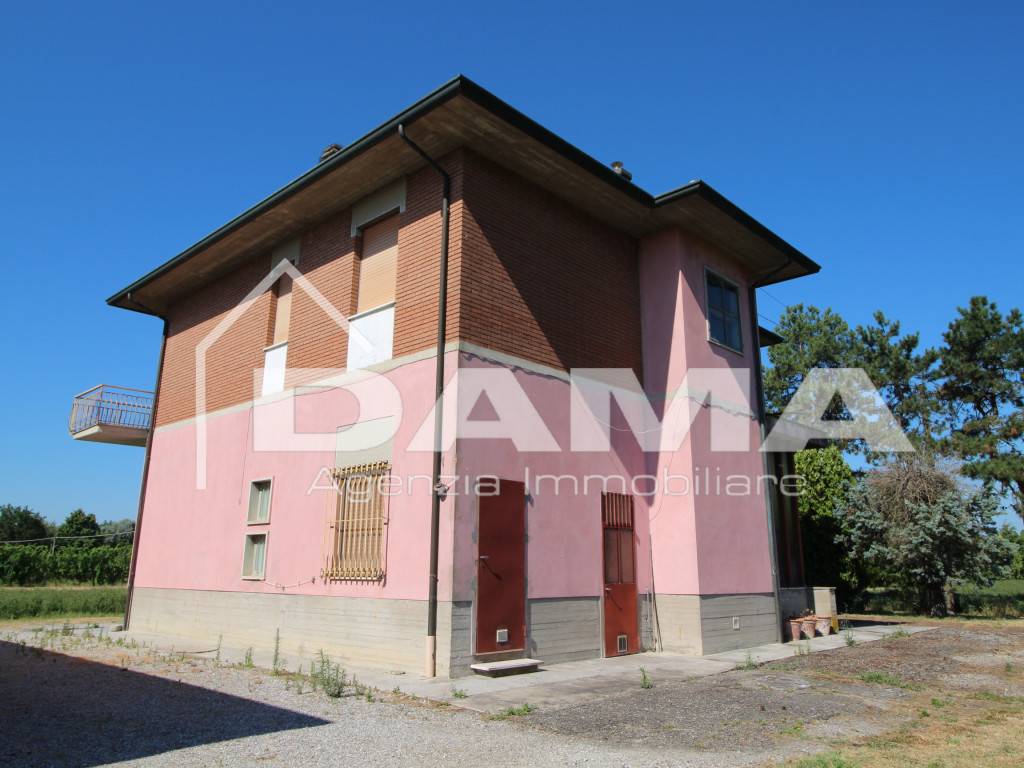 Casa indipendente, Forlì