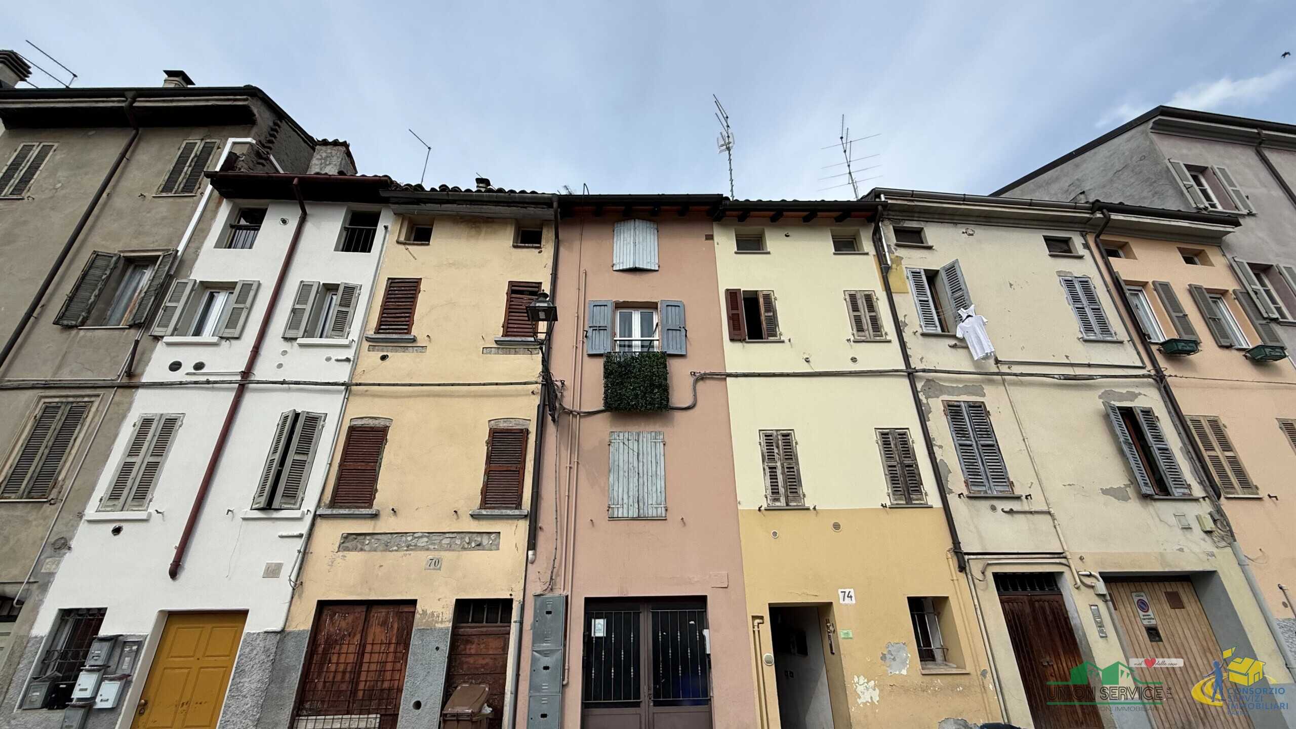 Appartamento Via Corso Corsi, Parma