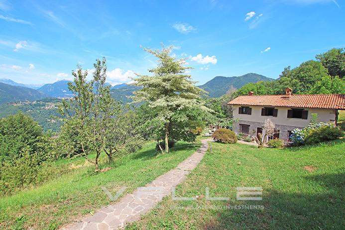 Villa via Parpaet, Zogno