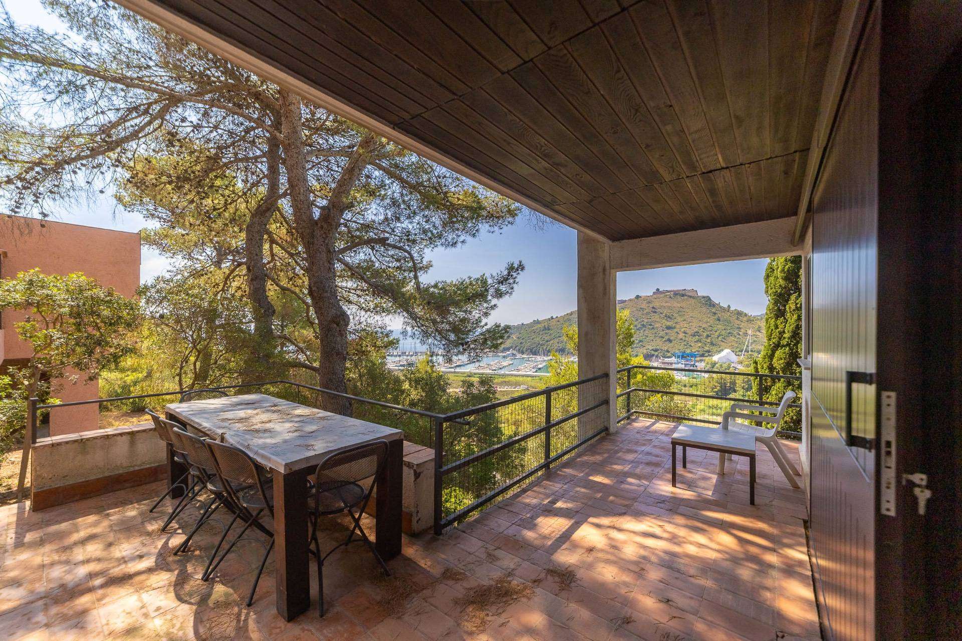 Villa Località Poggio Pertusosnc, Monte Argentario