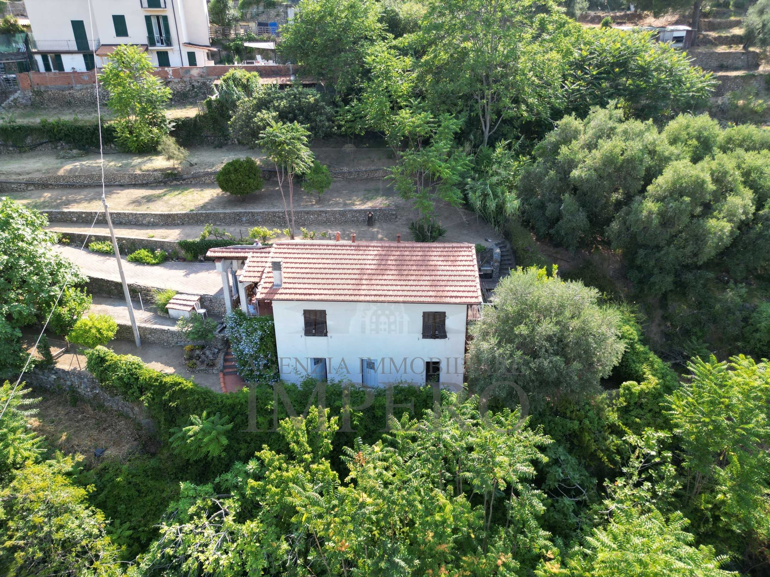Casa indipendente Via Daffra, Ventimiglia