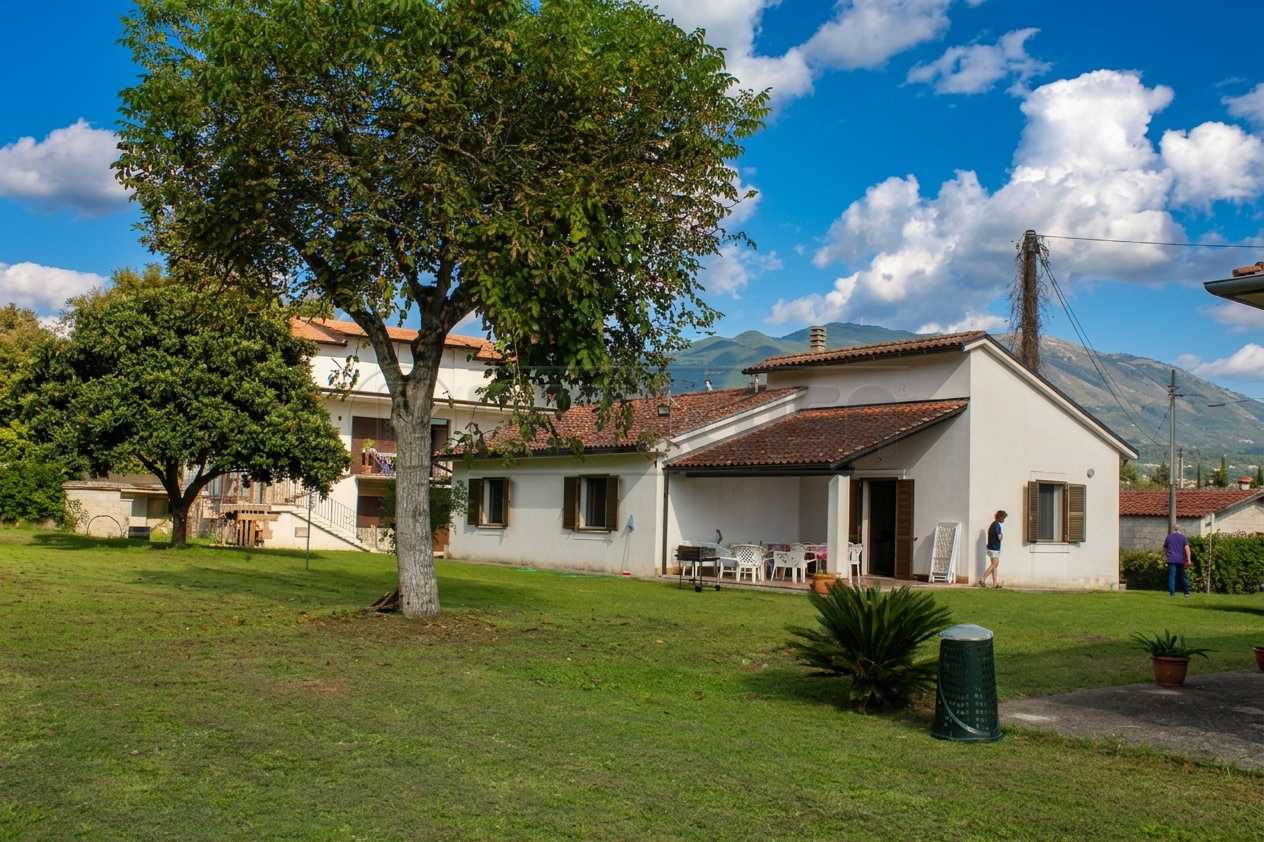 Porzione di casa Via Pescarola, Cassino