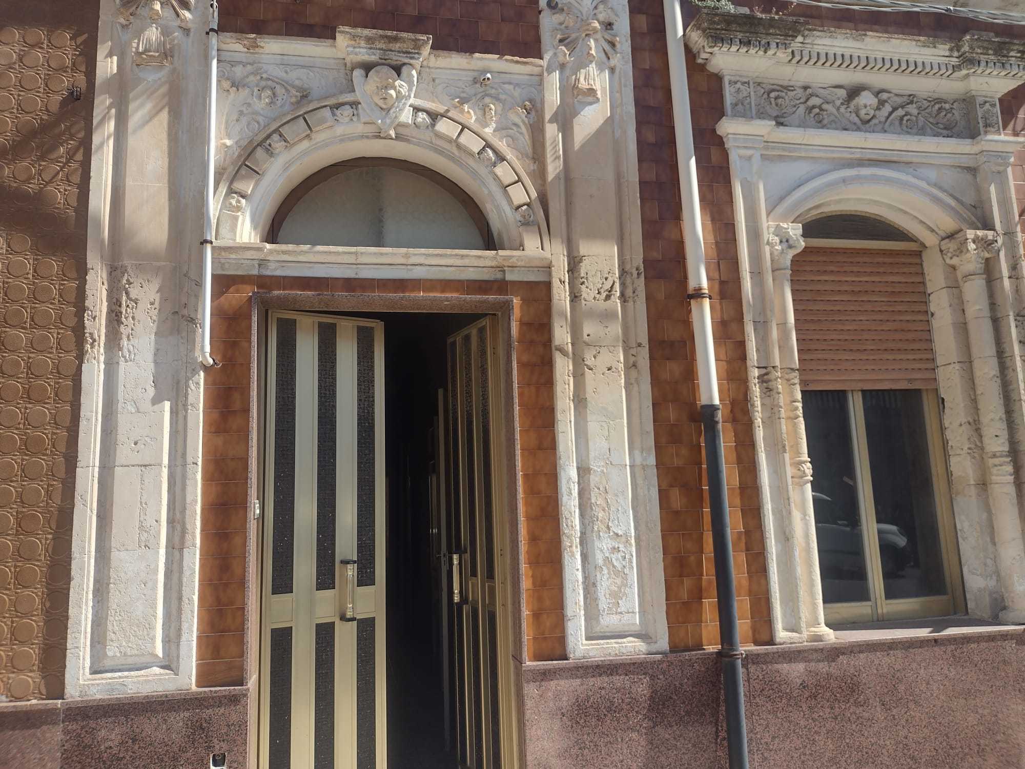 Casa indipendente via Canale, Canicattini Bagni