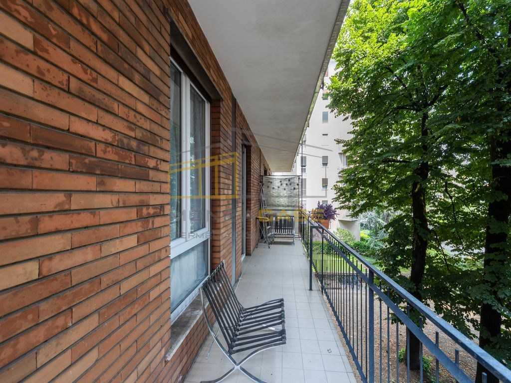 Appartamento via Cantore, Monza