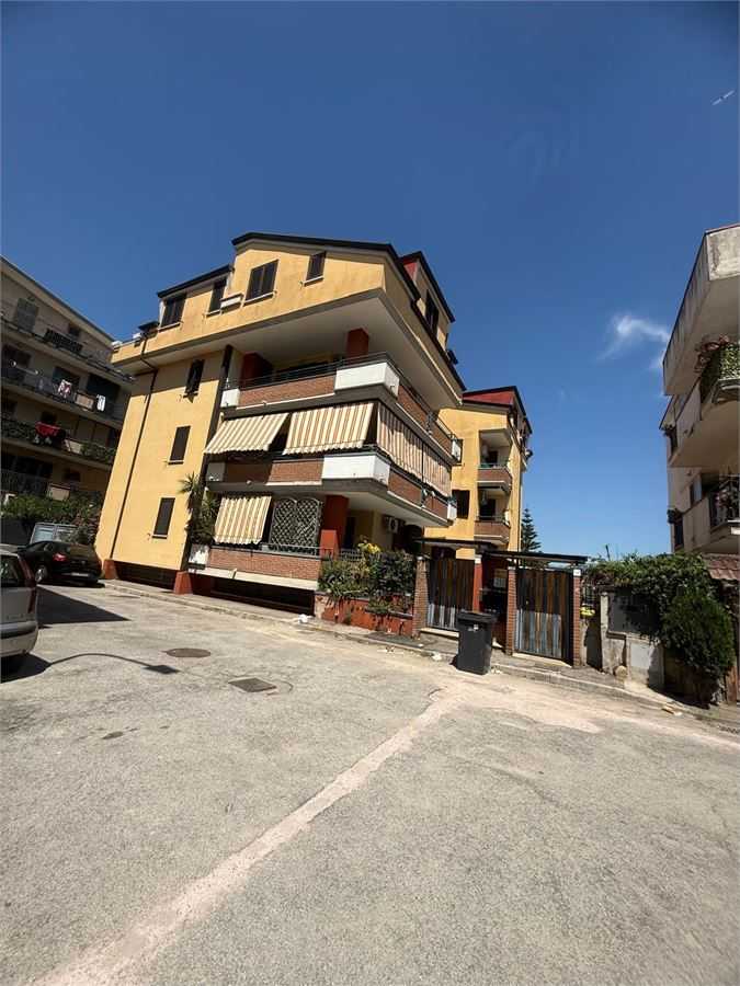 Appartamento Via Michelangelo, Acerra