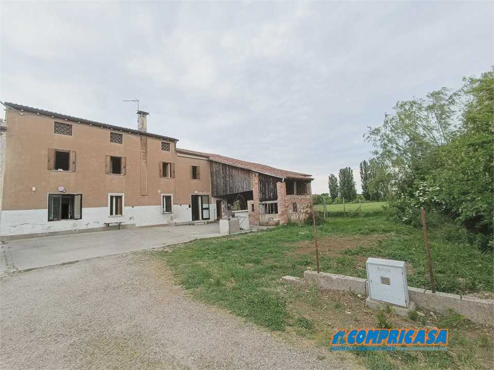 Casa Bi - Trifamiliare, Roveredo di Guà