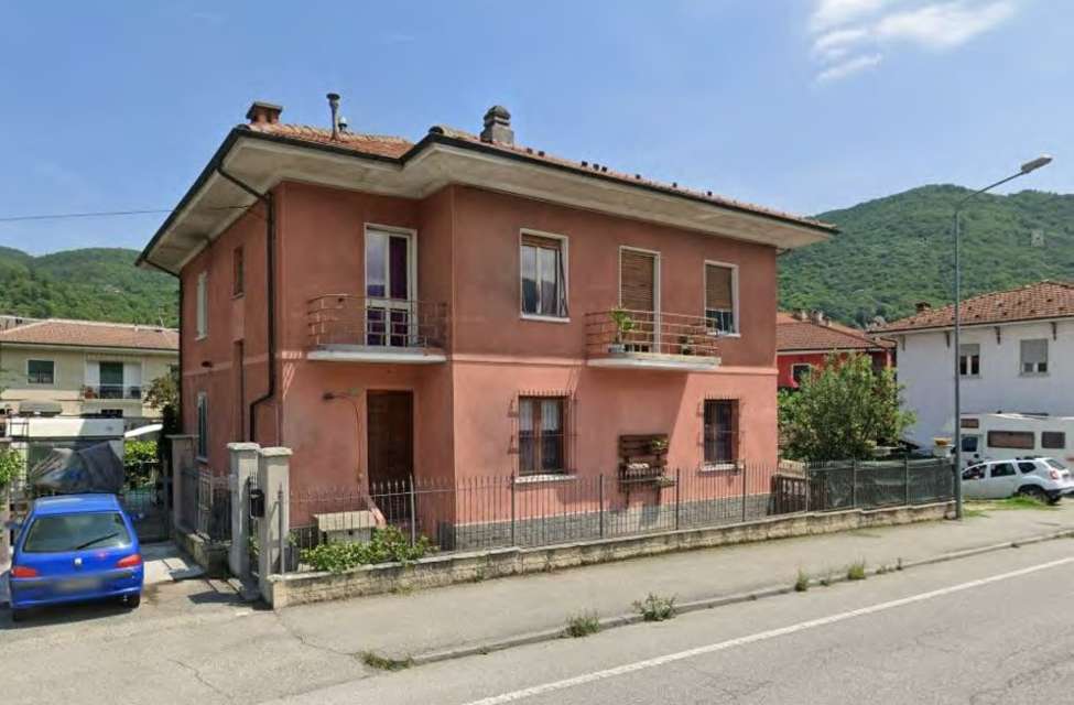 Casa Bi - Trifamiliare Via Nazionale,  111, Villar Perosa
