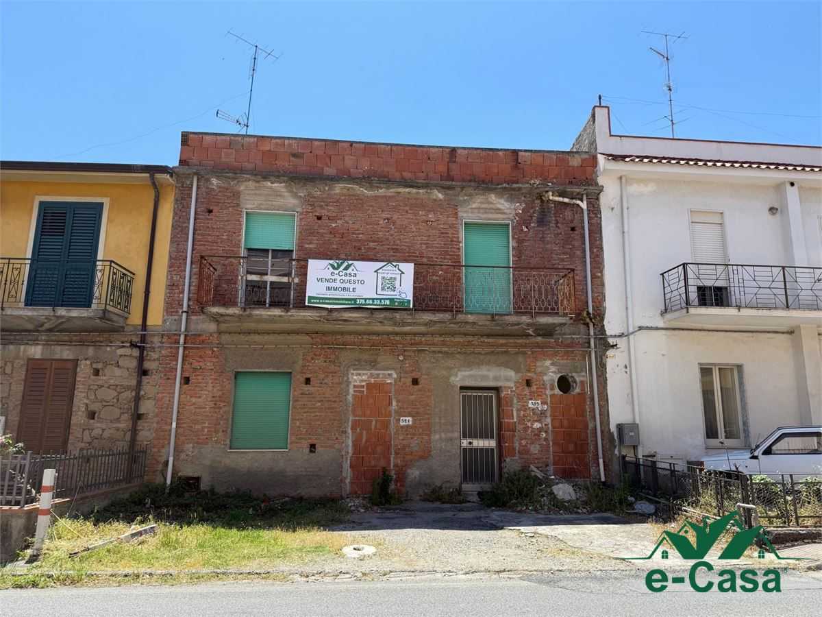 Casa Bi - Trifamiliare VIA NAZIONALE, Falcone