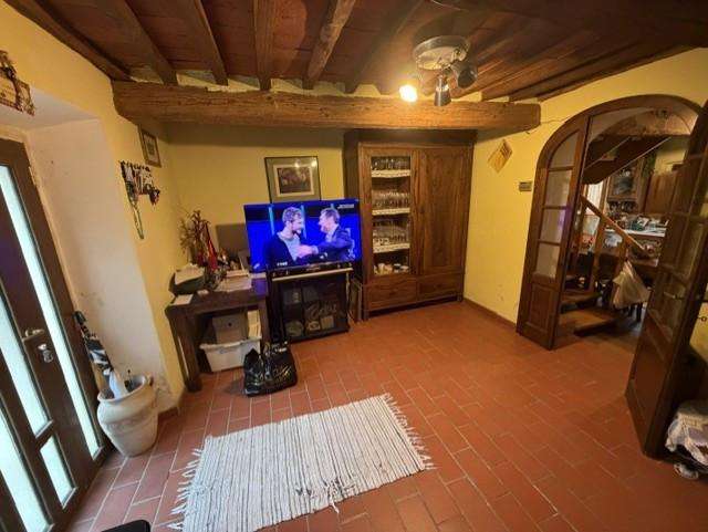 Palazzo - Stabile Via Provinciale Arnaccio - Calci,, Calci