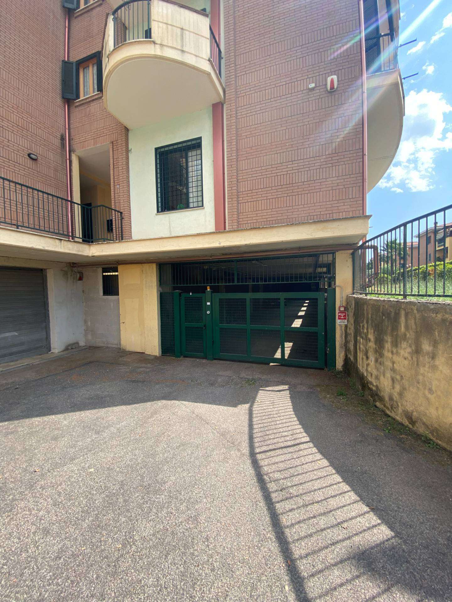 Box - Garage - Posto Auto via Ottaviano, Guidonia Montecelio