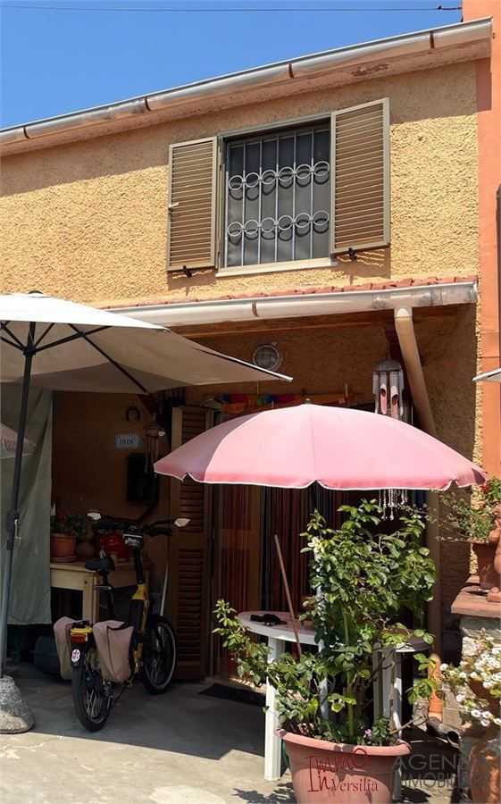 Villa Via Matteotti, Massarosa