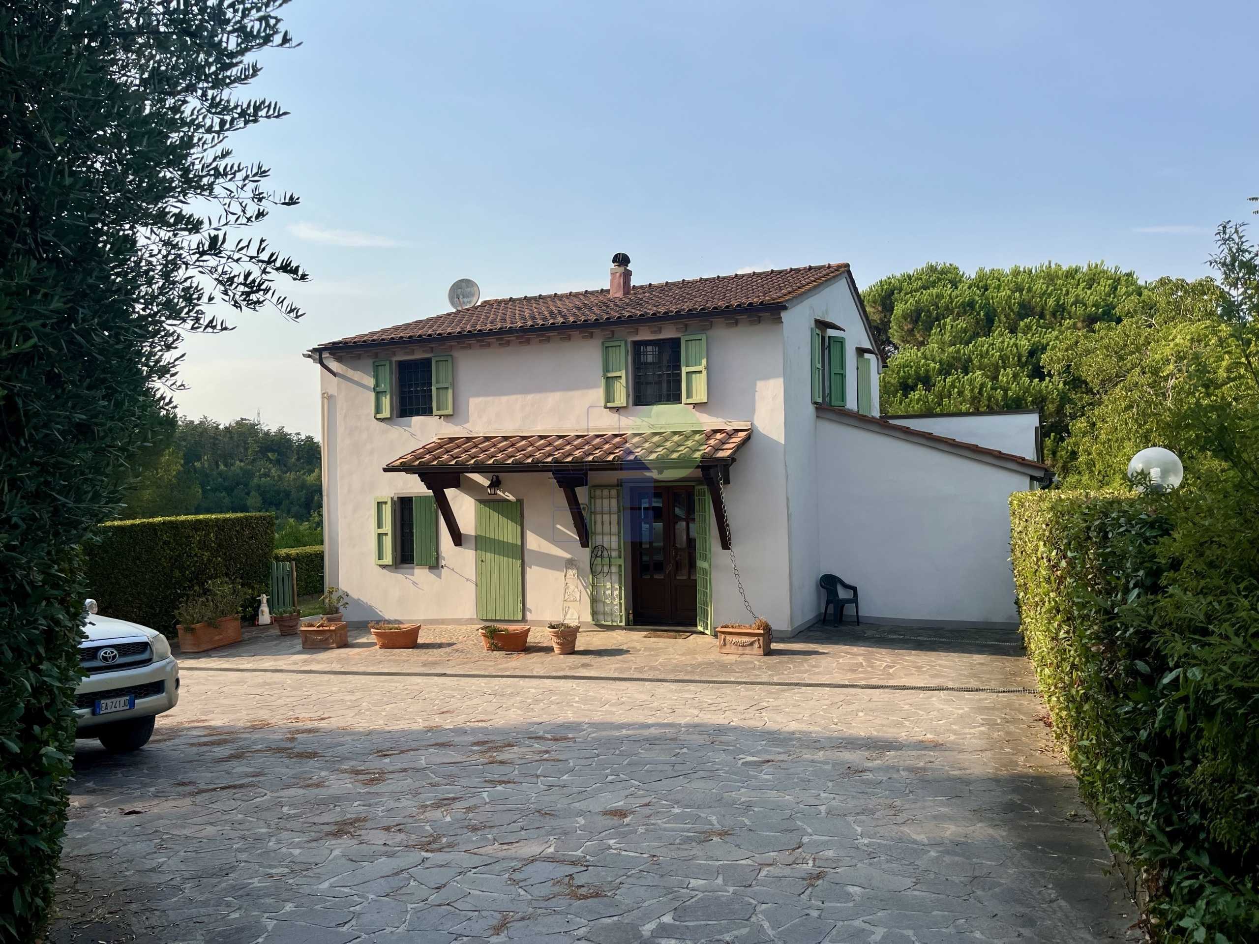 Casa indipendente Via Fungiaia, Crespina Lorenzana