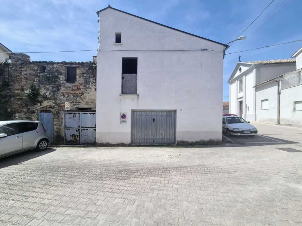Casa Bi - Trifamiliare Via Vico San Pantaleone, Frisa