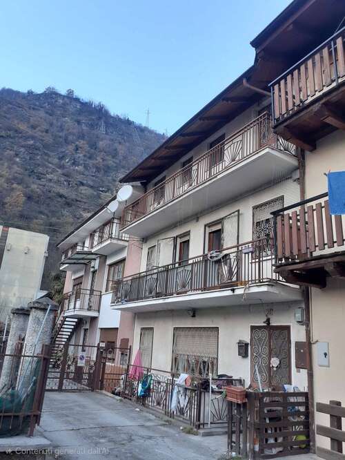 Palazzo - Stabile Frazione Molino,  20, Venaus