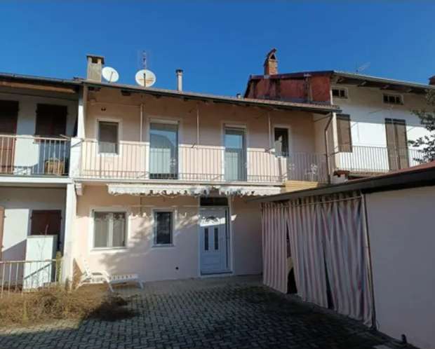 Casa Bi - Trifamiliare Via Vittorio Veneto, , 10014 Caluso TO, Italia 45, Caluso