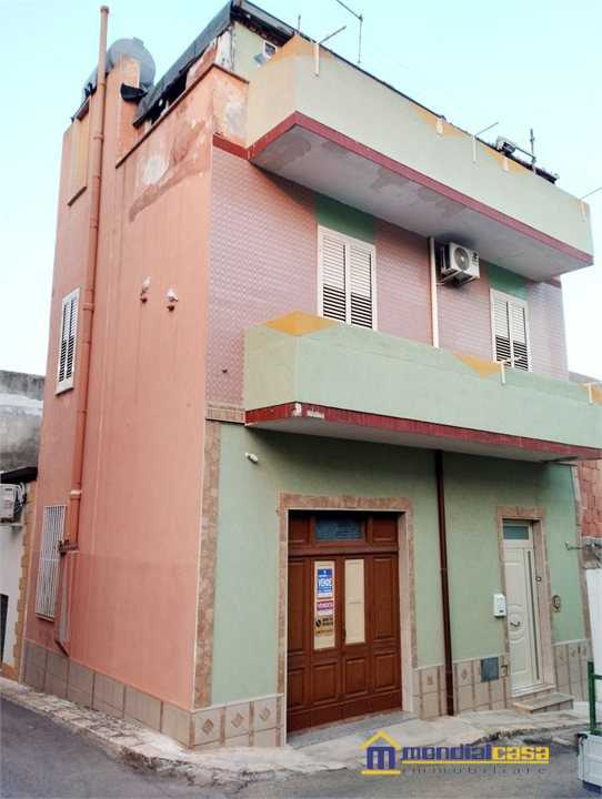 Casa indipendente via Gurrieri, Pachino