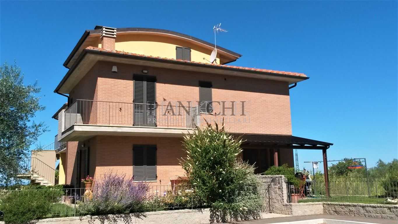 Casa indipendente Via Montale, Rapolano Terme