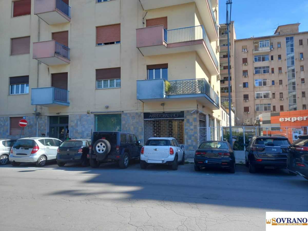 Locale commerciale Via Generale Di Maria, Palermo