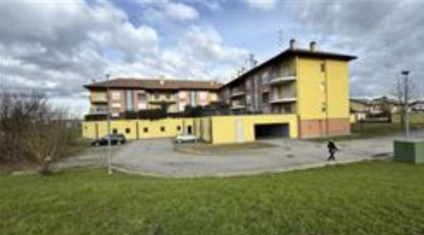 Appartamento Via Vecchia Alzate,  28047, Oleggio