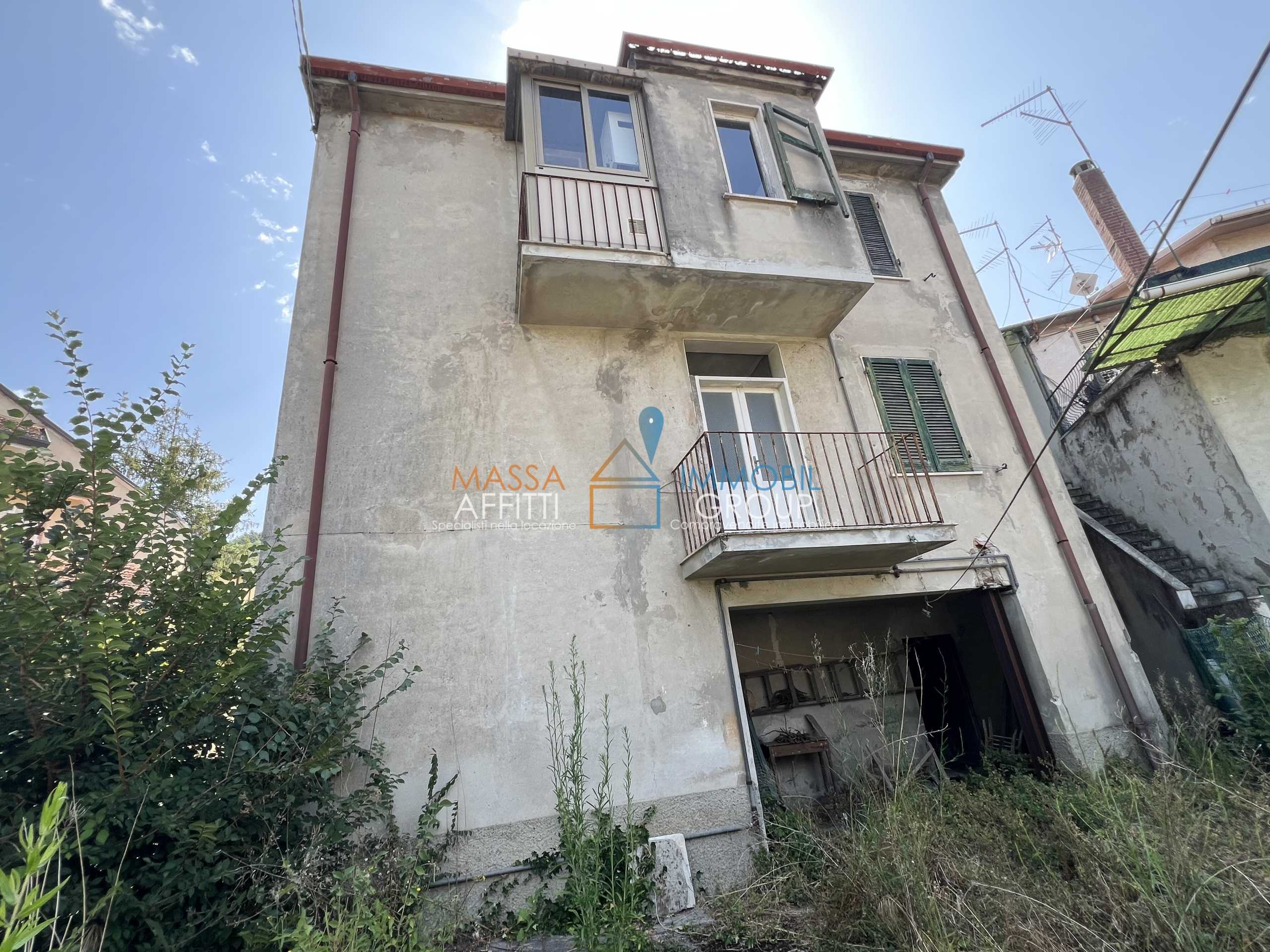 Porzione di casa Via Paolo Belmesseri, Massa