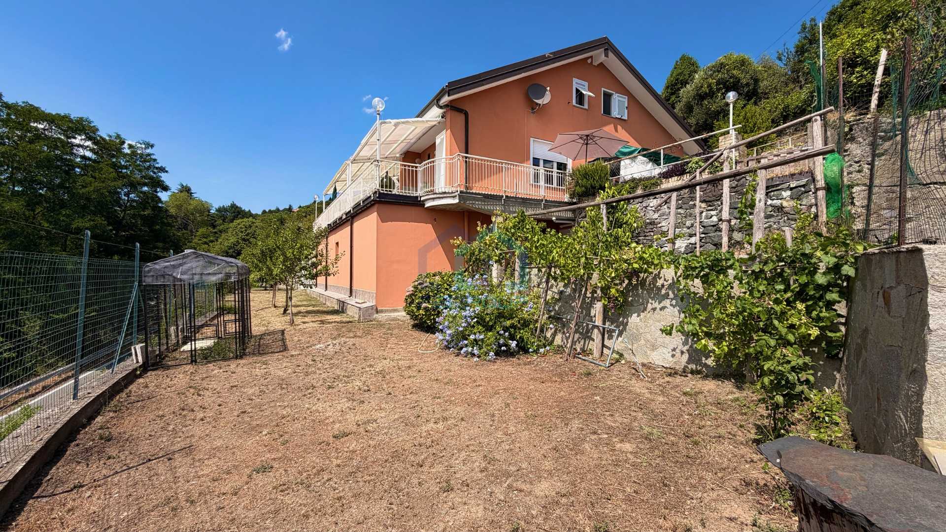 Casa indipendente Frazione San Giovanni Località Rocca, Stella