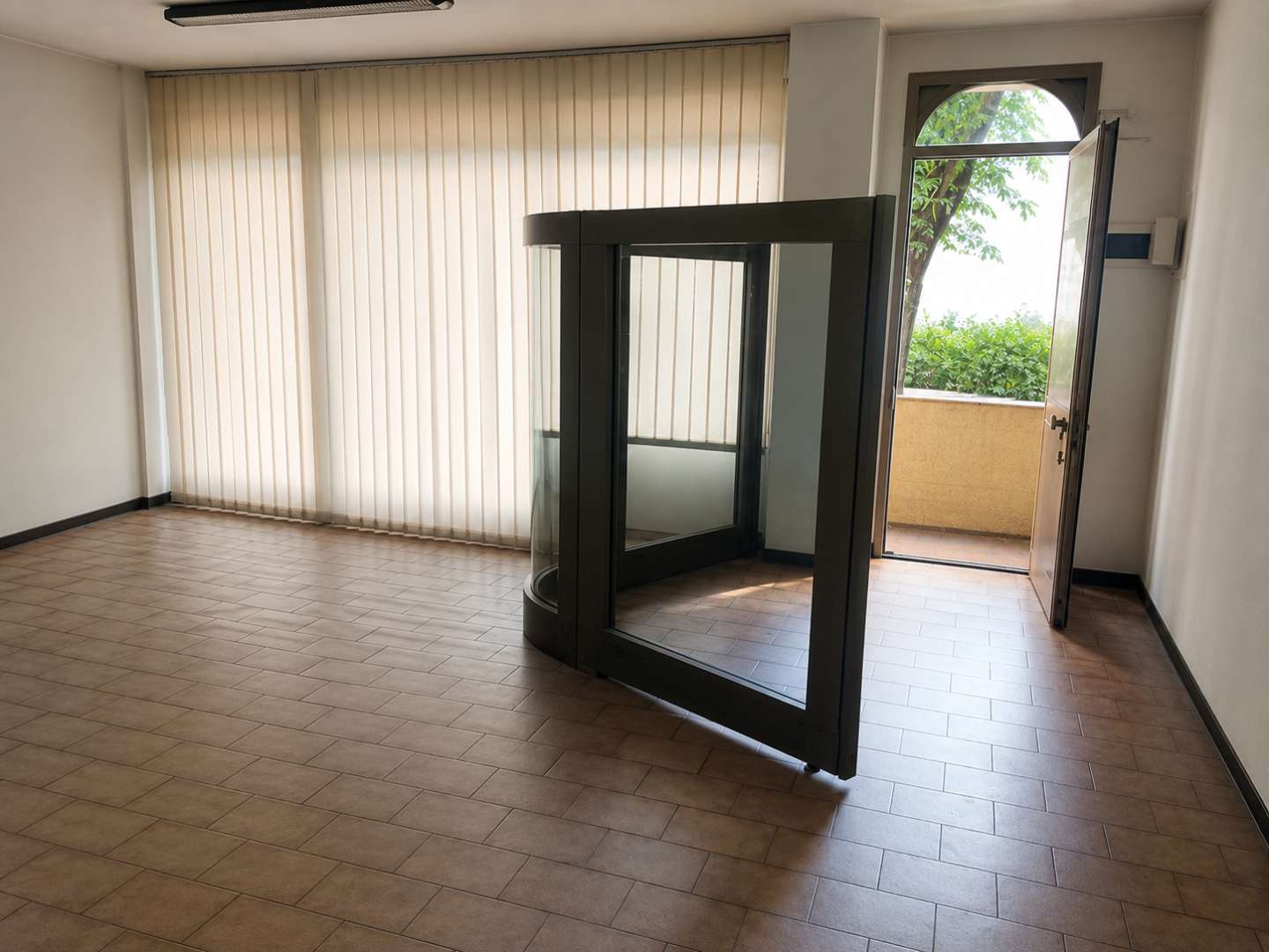 Ufficio Via del Cavatore,, Carrara