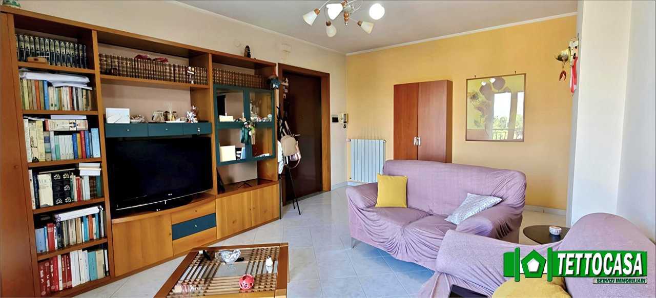Appartamento via somma, Marigliano