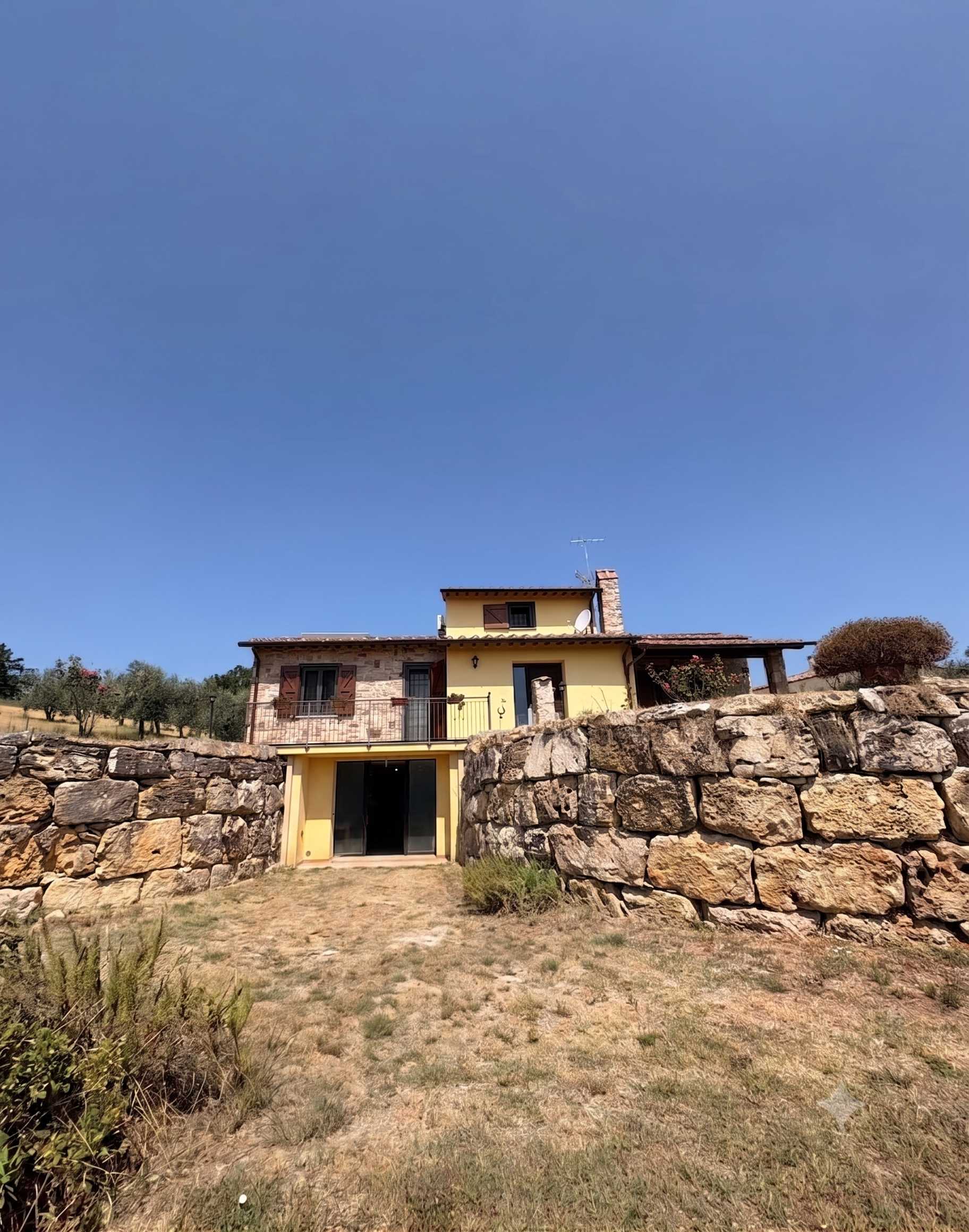 Casa indipendente SP8, Amelia