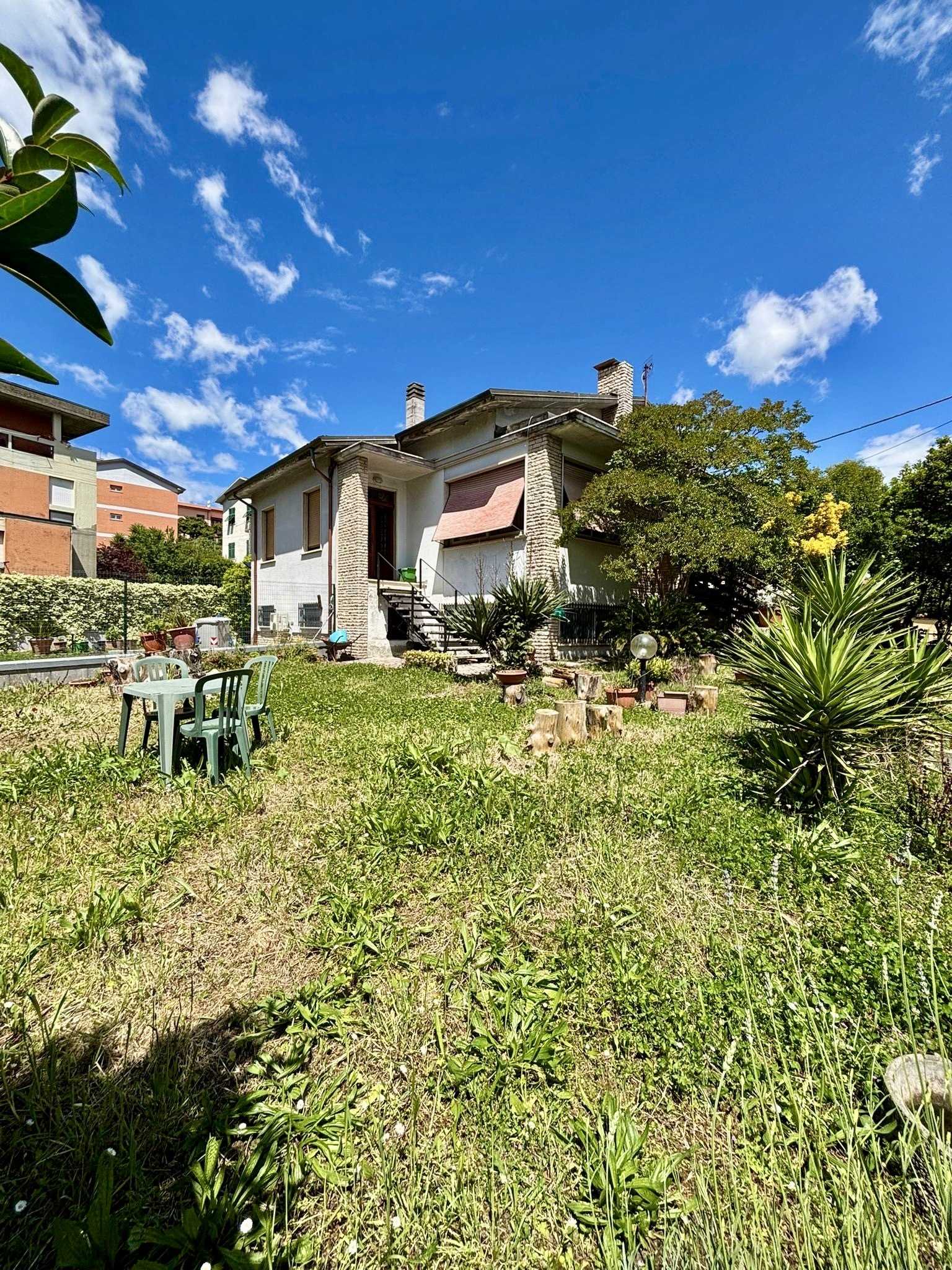 Porzione di casa Via Gaggiano, Arcola