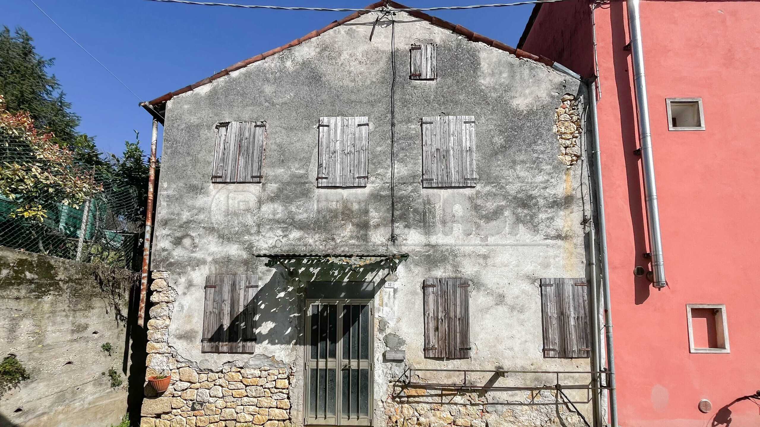 Casa indipendente Via Vicolo Castello, Monteviale